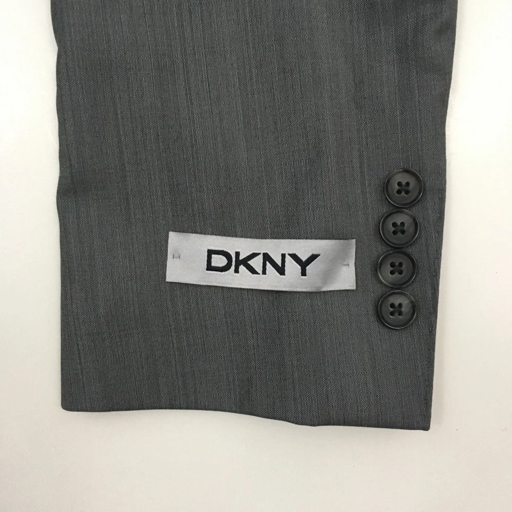 New dkny 2 piece men’s suit light grey slim fit wool 40r 2 button nwt ea0044